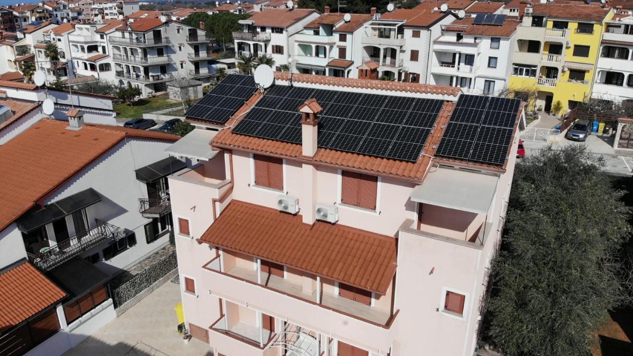 Apartments Zdjelar Πόρετς Εξωτερικό φωτογραφία