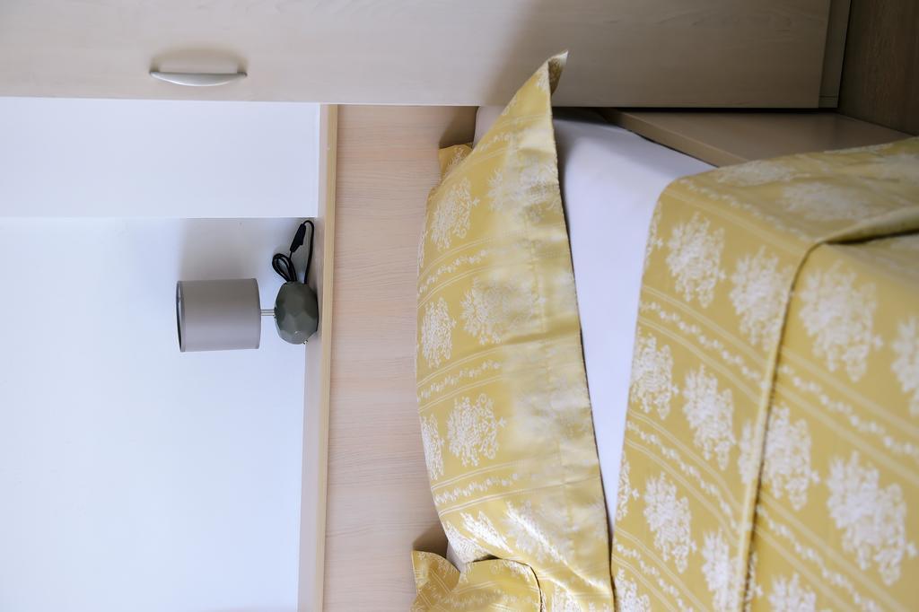 Apartments Zdjelar Πόρετς Εξωτερικό φωτογραφία