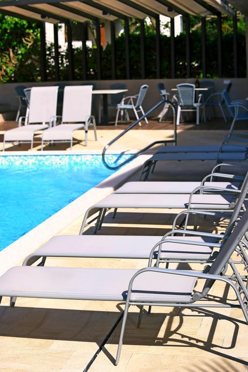 Apartments Zdjelar Πόρετς Εξωτερικό φωτογραφία